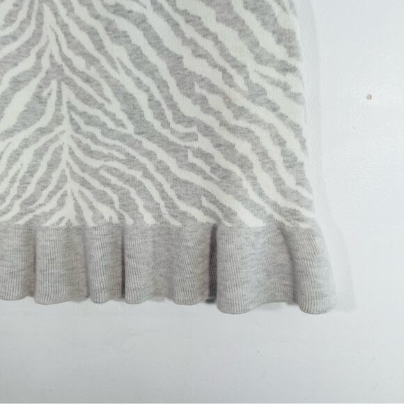 NWT Anthropologie Dolan White Gray Zebra Sweater Knit Ruffle Skirt XS New - Picture 9 of 15